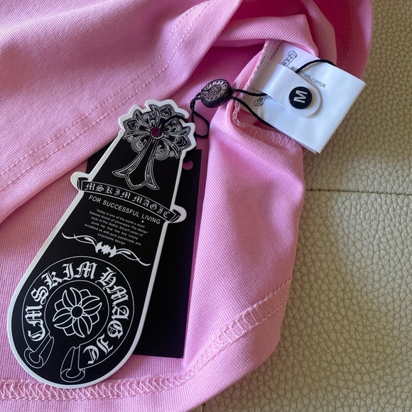 SOLD  - Pink and Magenta Graphic Tee - Picture 3 of 8